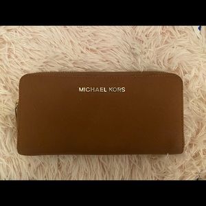 Brown Michael Kors Wallet